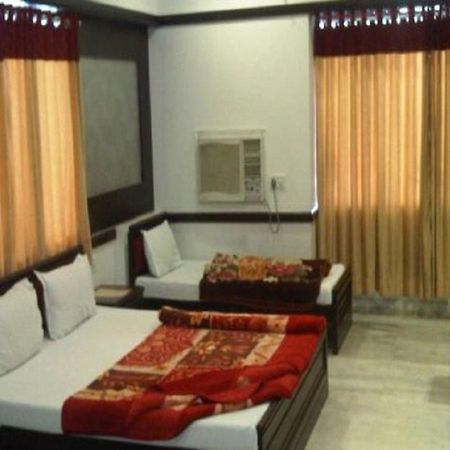Hotel Ambaji International Ranpur エクステリア 写真